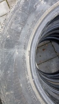 Pneu 205/70 r15 - 4