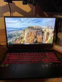 Predám herný notebook Acer Nitro 5 - 4