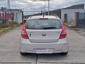 Hyundai i30 1.4i  (182tis.km) - 4