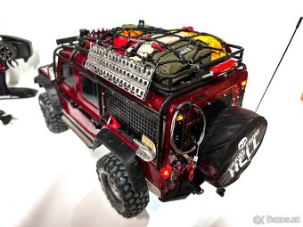 Traxxas TRX-4 Land Rover Defender 4x4 v MEGA tuningu - kompl - 4