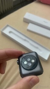 Apple Watch Series 3 -38mm - 4