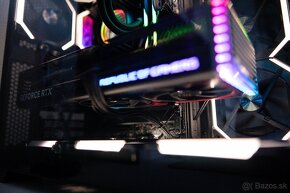 ASUS ROG STRIX GeForce RTX 4090 24 GB OC - 4