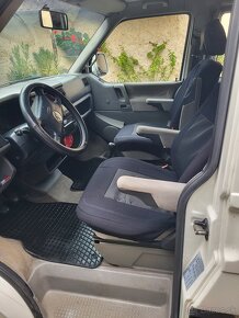 Volkswagen Caravelle 2,5 TDI - 4