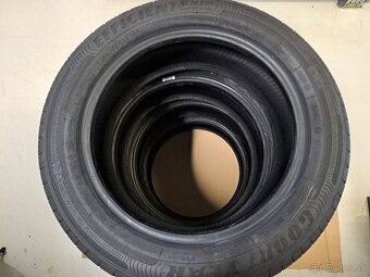 Pneu 195/55R16 Goodyear - 4