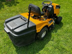 Predám traktorovú kosačku Cub Cadet LT2 NR92 - 4