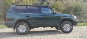 Toyota Land Cruiser - 4