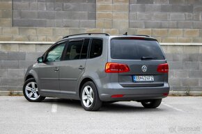 Volkswagen Touran - 4