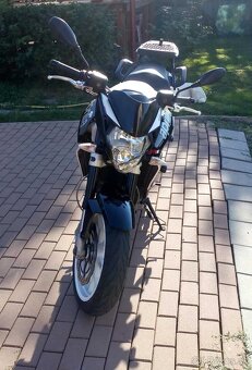 Aprilia Shiver - 4