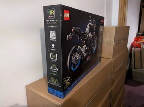 LEGO Technic 42159 Yamaha MT-10 SP - 4