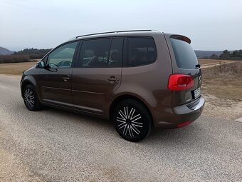 VW touran 1,6TDI 77kw - 4