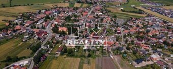 Ideálny stavebný pozemok určený na výstavbu RD,600 m2,v... - 4