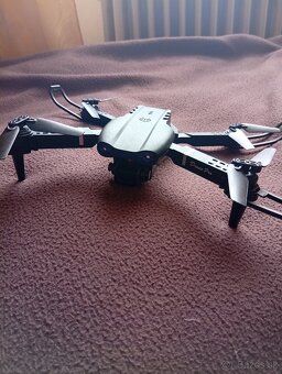 Dron - 4