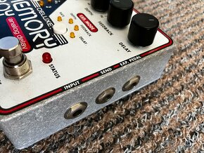 Electro harmonix delay - 4