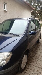 Renault Megane Scenic - 4