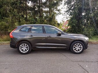 Volvo XC60 D4 2.0 140kW Momentum A/T - 4