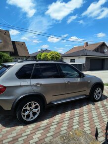 Predám BMW X5  3.0sd ,r.v.2009 ,210 kw, automatická prevodov - 4