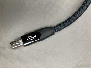 Kábel USB AudioQuest Carbon + JitterBug - 4