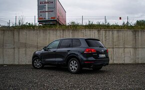 Volkswagen Touareg II 3.0TDI V6 4x4 BlueMotion - 4