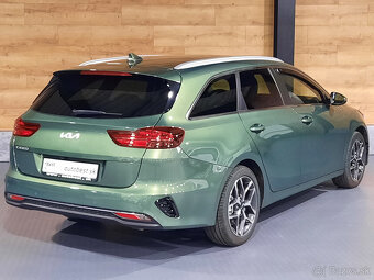 Kia Ceed SW 1.5 T-GDi Platinum A/T - 4