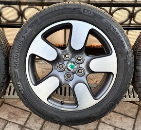 Škoda Octavia Scout 225/50 r17 5x112 - 4