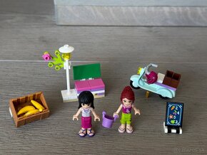 41108 LEGO Friends Trh s potravinami v mestečku Heartlake - 4