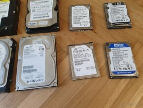 Hard disky 1TB, 500GB... - 4