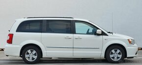 Chrysler Town&Country 3.6l V6 (REZERVOVANÉ) - 4