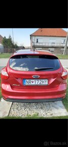 Ford focus hatchback - 4