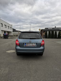 Škoda Fabia Combi 1.2 HTP Benzín - 4