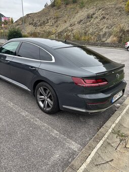 Predám Volkswagen Arteon 2,0 TDI R-line - 4