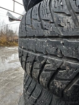 225/65 r17 nokian - 4