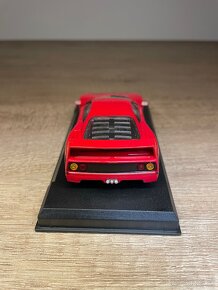 1:43 model Ferrari F40 - 4