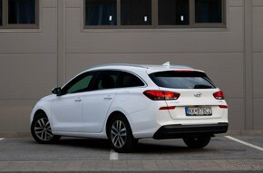 Hyundai i30 1.4i Family - 4