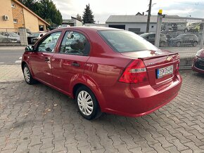 Chevrolet Aveo 1.4 16v Star - 4