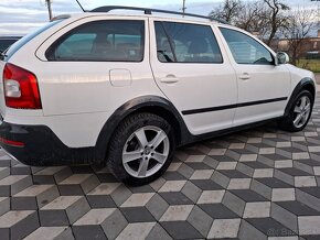 ŠKODA OCTAVIA KOMBI 2,0CR TDI ,DSG,4x4,SCOU,103kwT - 4