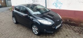 Ford fiesta - 4