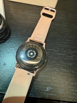 Samsung Galaxy Watch Active2 40 mm + remienky - 4