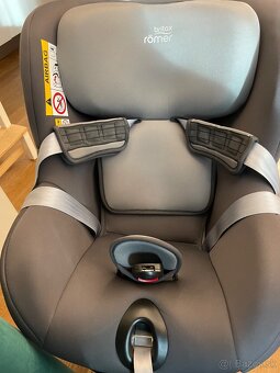 Autosedačka v záruke: BRITAX RÖMER Dualfix Pro M (61-105 cm) - 4