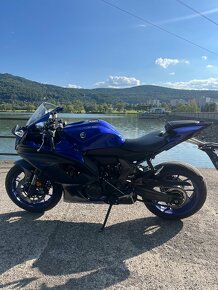 Yamaha R7 - 4