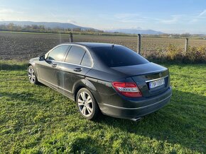 Mercedes W204 c220 NEPOJAZDNÉ - 4