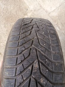 Zimne pneu 215/60 r16 - 4