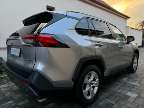 Toyota RAV4 2.5 Hybrid Business 4x4 - 4