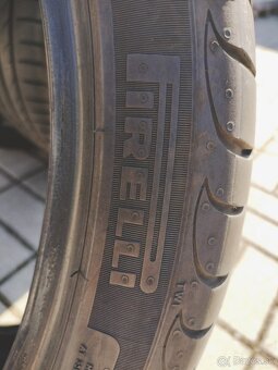 235/35R19 Pirelli Powergy - 4