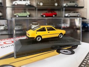 Skoda Garde 1:43 + casopis - 4