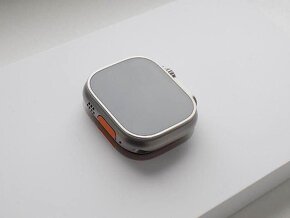 Apple Watch Ultra 2 - 4