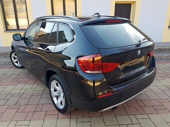 BMW X1 E84 X-DRIVE 2.0D 130KW A/T BIXENÓN TOP STAV - 4