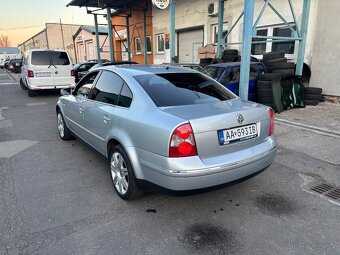 Volkswagen Passat  2,8 V6 4motion - 4