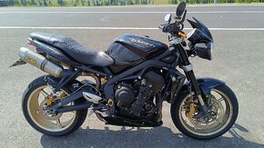 Triumph Street Triple 675 R 25kw v TP - 4