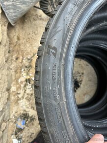 225/40r18 - 4