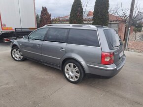 Volkswagen Passat - 4